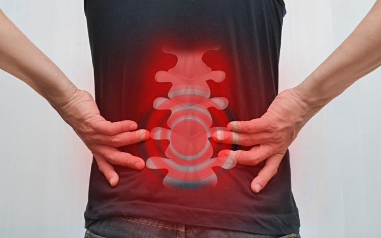 干細胞療法治療脊髓損傷的前景和缺點：正在進行的試驗和未來方向