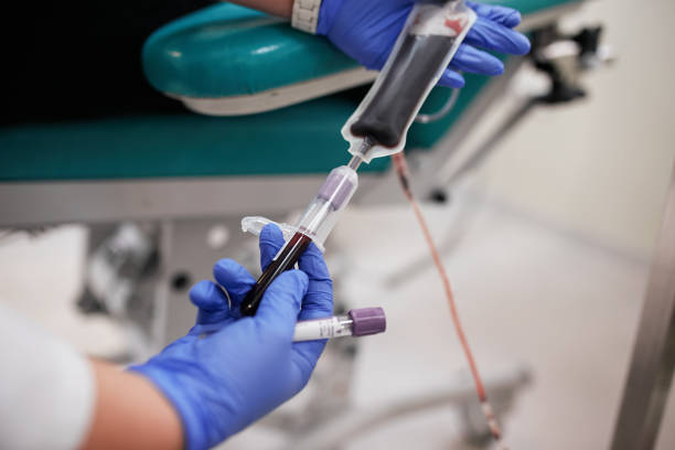 什么是干細胞移植？全面了解干細胞移植的類型、問題和治療過程！